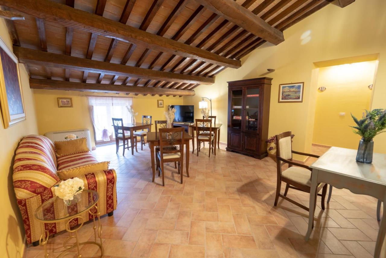 Albergo La Loggia Di San Martino Gualdo Tadino Εξωτερικό φωτογραφία